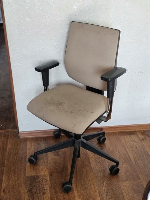 Компьютерный стул