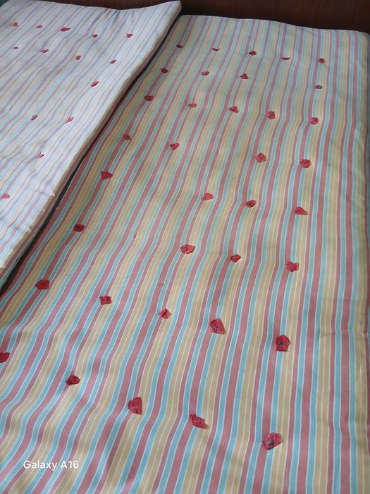 Матрасы и одеяла б/у