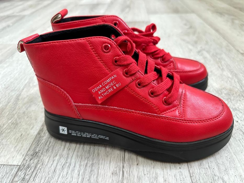 Продается новая обувь