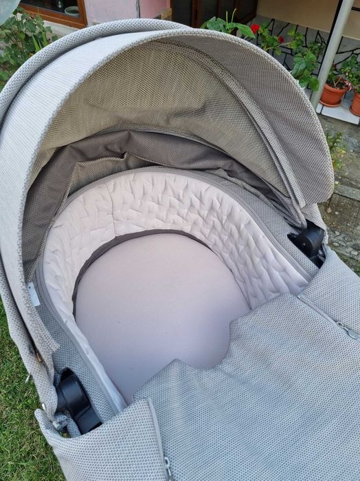Детска количка STOKKE V6 в отлично състояние.
