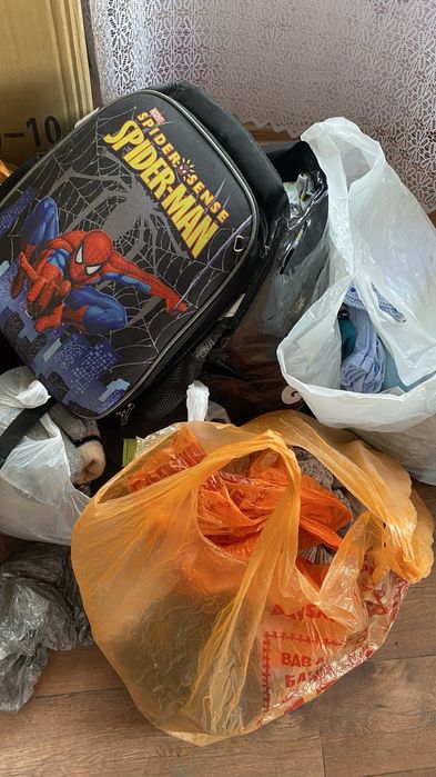 Отдам детские вещи