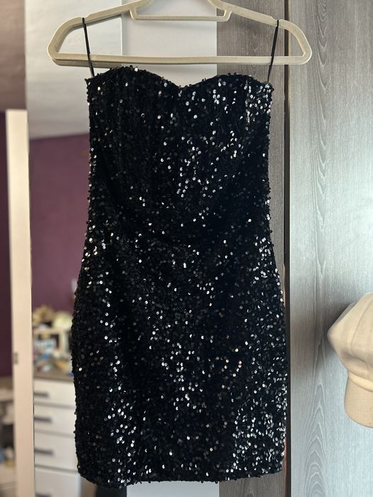 Нова рокля с пайети