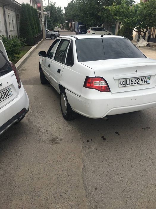 Nexia 2 srochni sotiladi