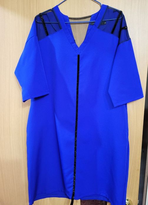 Продам платье женское