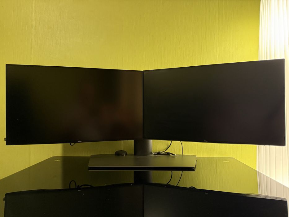Dell ultrasharp 27 ' 1440p IPS QHD U2717D U2719D  Два монитора