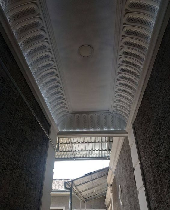 Uy sotiladi. Uchtepa birlik. 2.4sotik