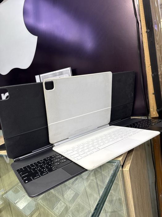 prodam Ipad pro 12.9 MagicKeyboard