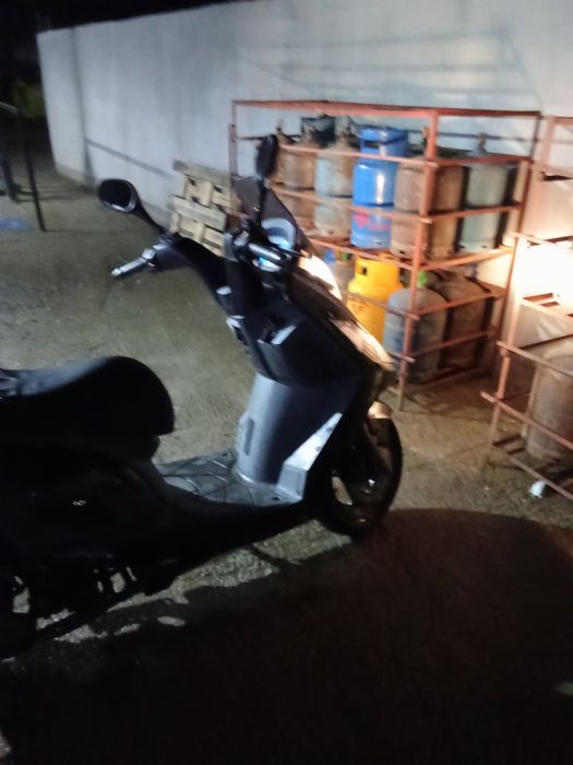 Vând kymco dink de 125cc