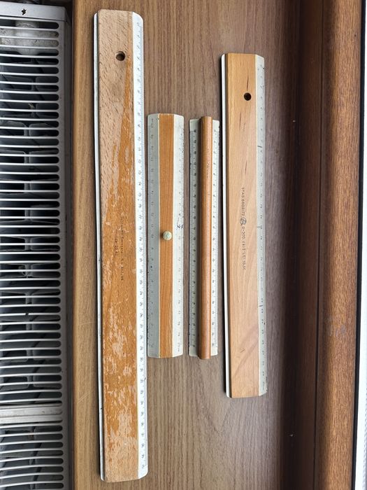 Rigle vechi pentru desen uz scolar