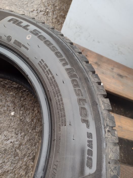 Почти нови 4бр.195/70/15С Goodride A/S dot4823