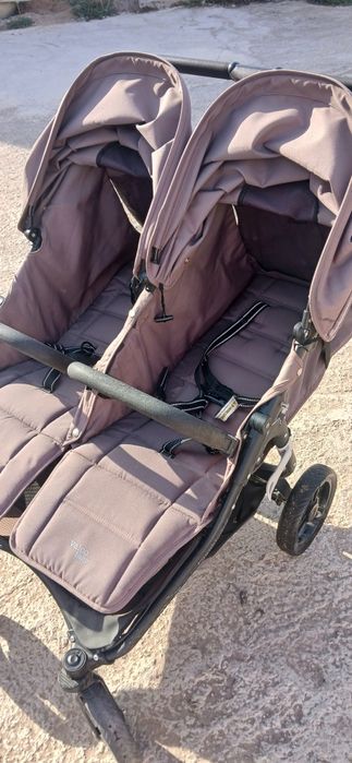 Коляска для двойней