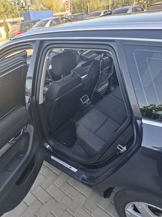 Vând Audi a6c6 break