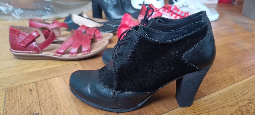 Сандали и пролетни кецове