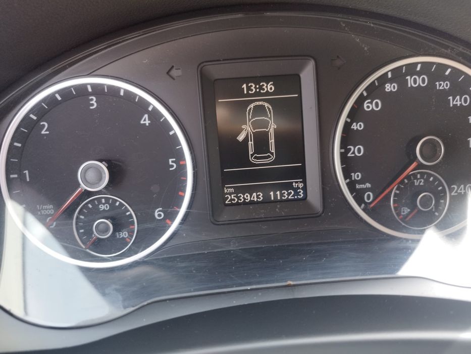 Volkswagen Tiguan 2011, 2.0 TDI