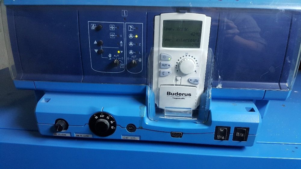 Reparații centrale termice Buderus , Junkers , Bosch Repar placă -bază