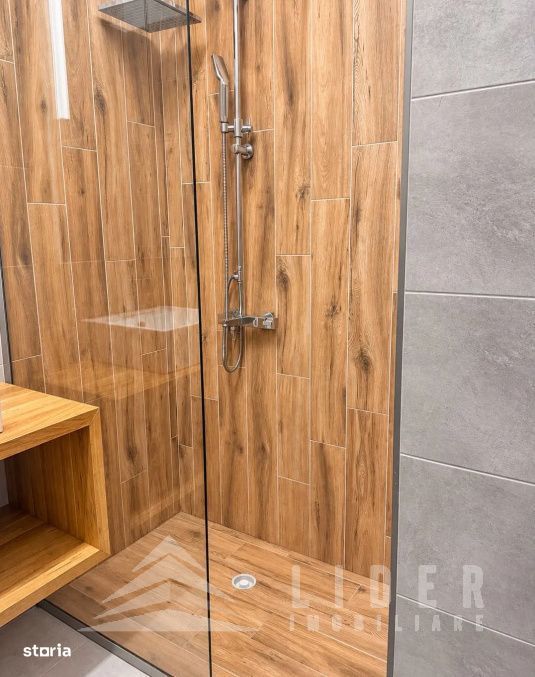 Apartament cu 3 camere de vanzare in Buna Ziua, mobilat si utilat.