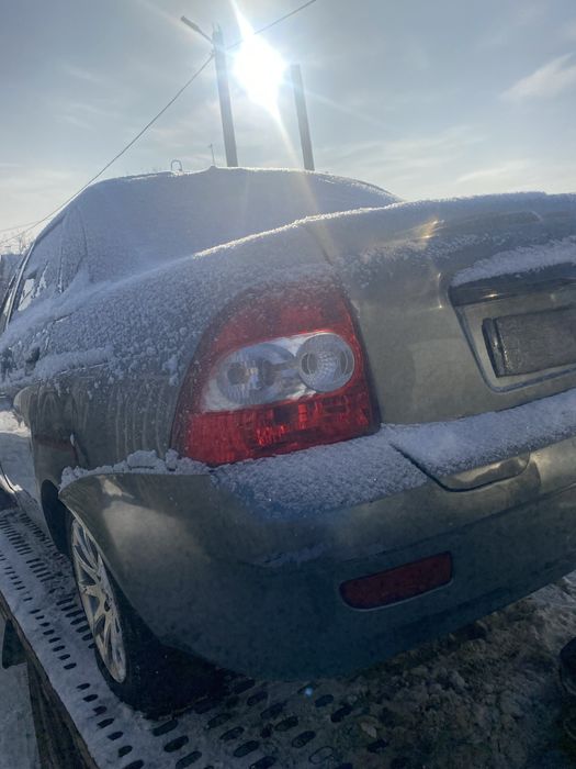 Лада приора по запчастям