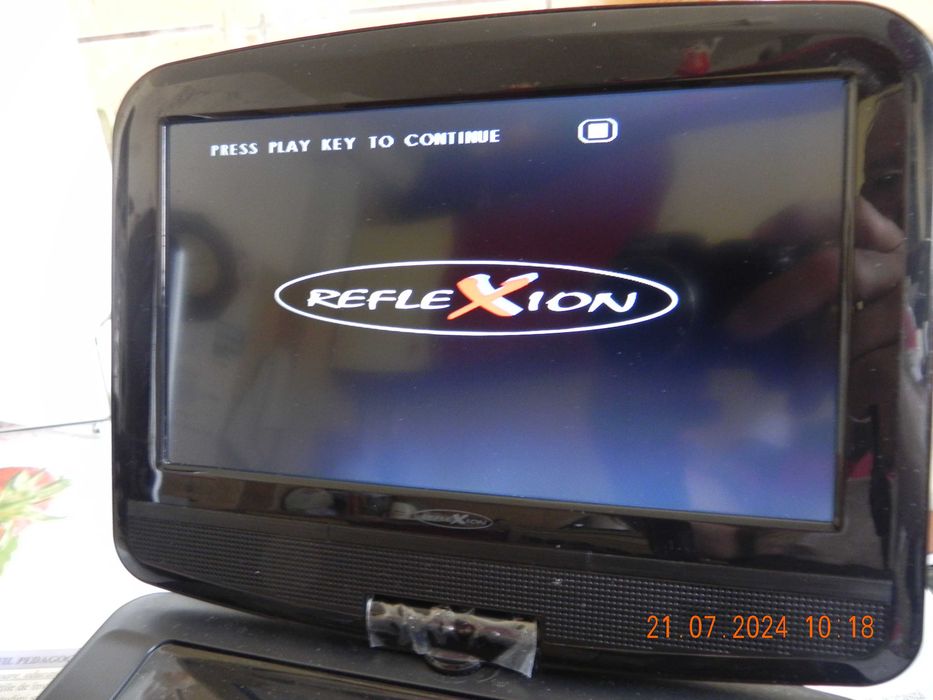 DVD-uri portabile /AUTO cu TV ,playere auto 9"