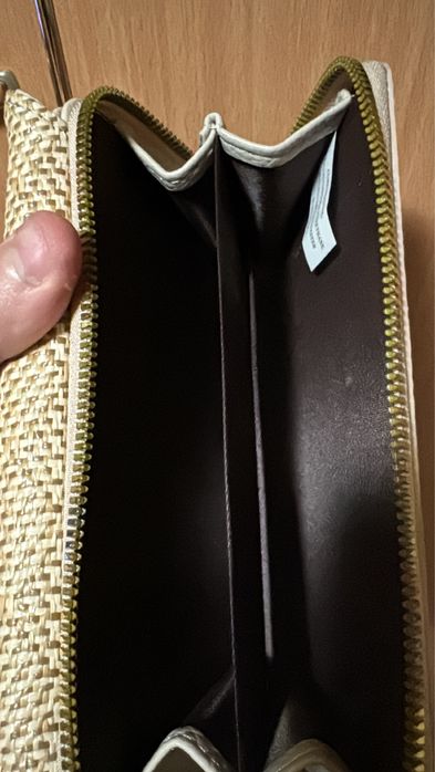 Portmoneu damă, culoare creme.