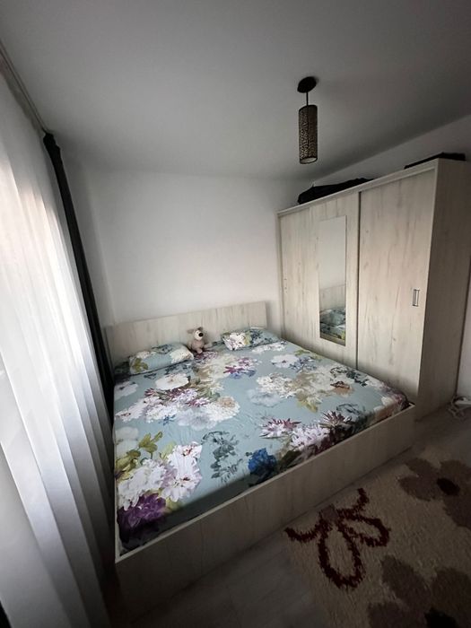 Vand apartament 2 camere transformat in 3 camere