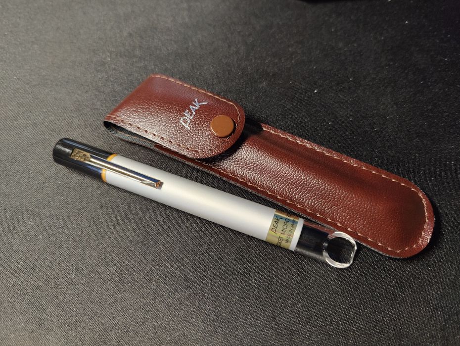 Mini microscop portabil Peak 75X