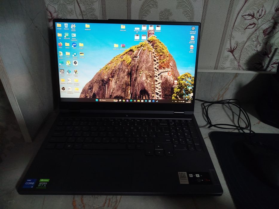 Lenovo Legion 5 / RTX 3060 / i5-12500H / 16GB / 1TB