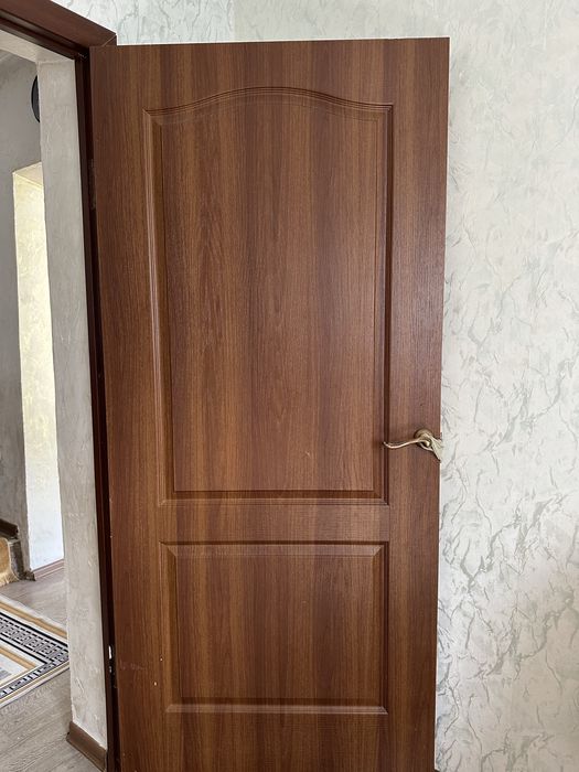 Продам межкомнатные двери