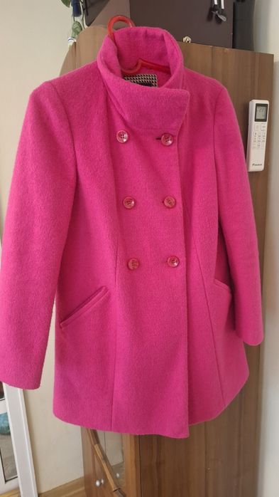Розово-цикламено палто