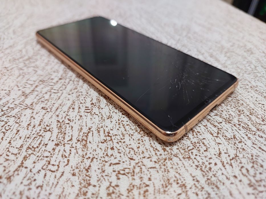 Samsung s20 fe 128/6