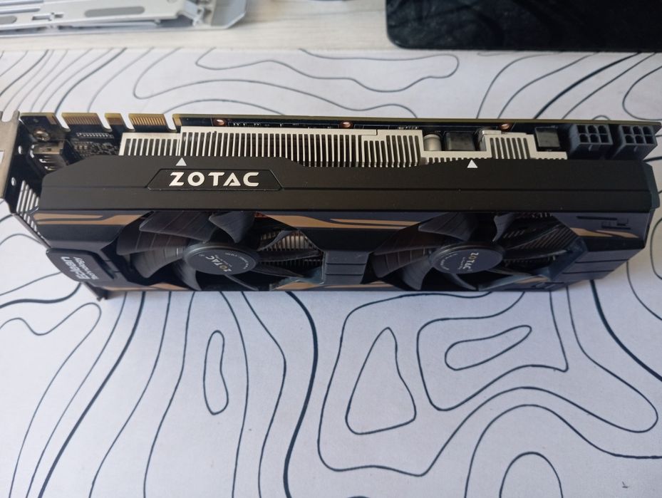 Zotac GTX 760 2GB

---

**Продаётся видеокарта Zotac