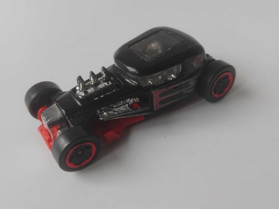 Hot Wheels 2019 Mad Rod - оригинална количка Mattel