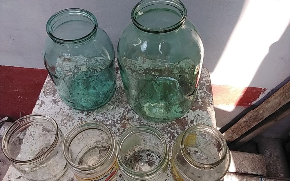 Банки  3л. 2л. 05л.04л.