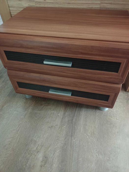 Продам 2 шкафа в отличном состоянии