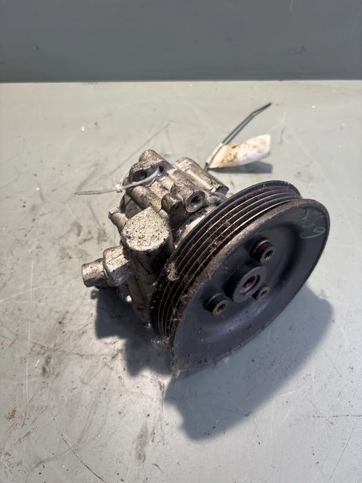 Pompa servodirectie mecanica Volkswagen VW Passat 1998 1.6 MT (101 hp)