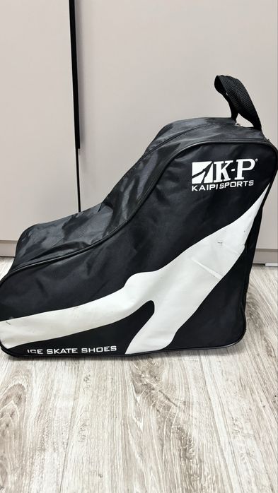 Продам коньки размер 42