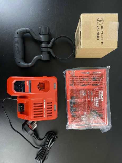 Гайковерт  Полный комплект новая