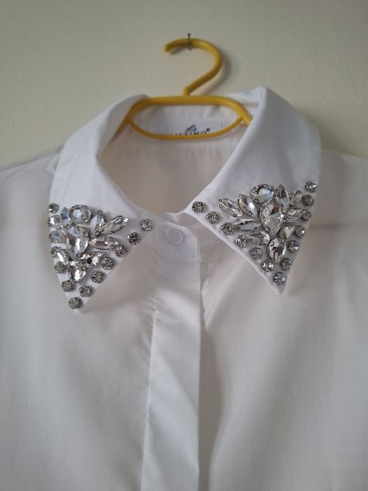 Дамска бяла риза