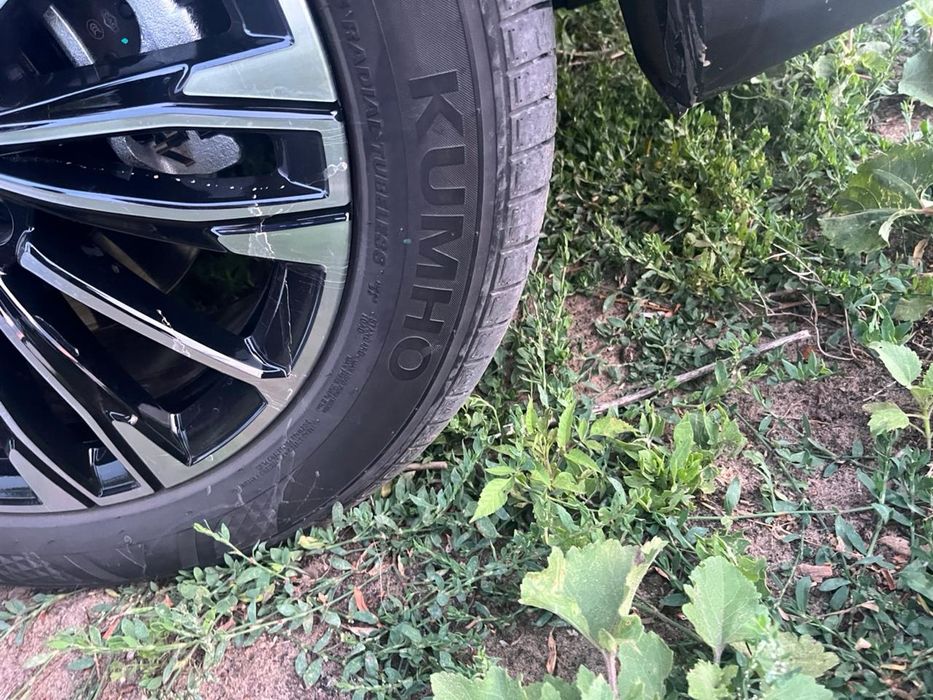 Продам резину Kumho
