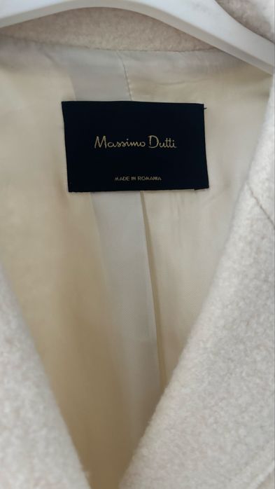 Пальто от бренда massimo dutti