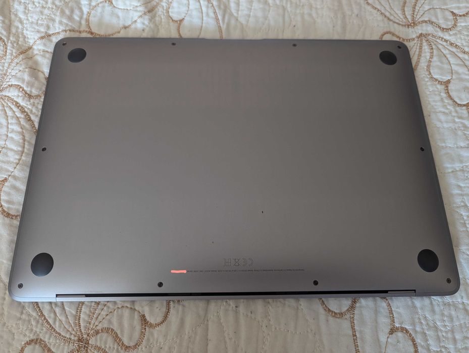 MacBook Air M1 2020 13.3" 16GB RAM 512GB SSD — батерия 96%