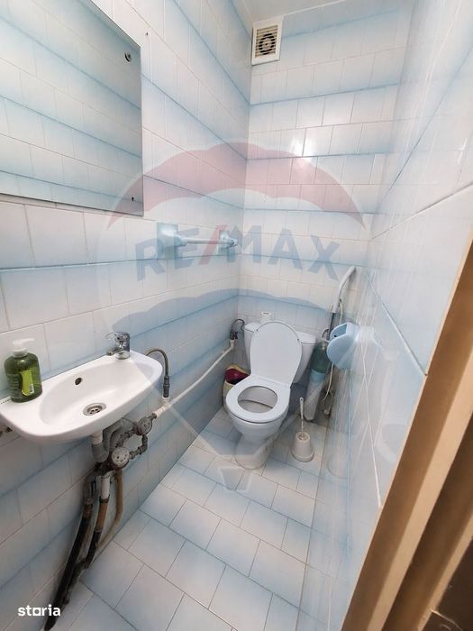 Apartament cu 3 camere de vânzare în zona Aparatorii Patriei