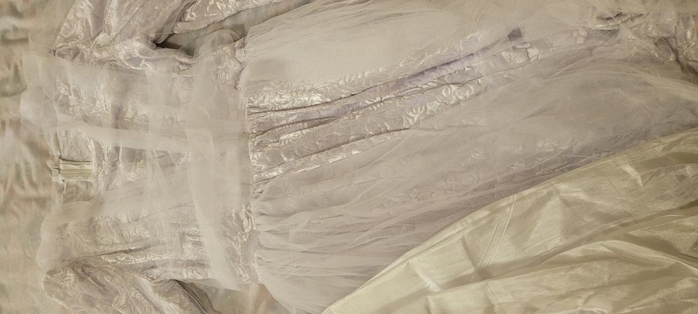 Продается срочно одежды для невесткам