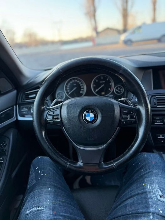 BMW 5 Series 2012 — imagine 5