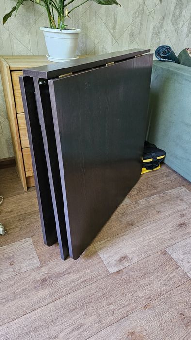 Раскладной стол обеденный