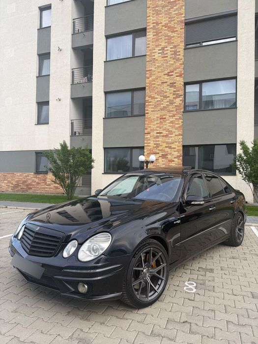 Mercedes-Benz E