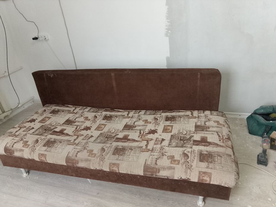 Продам диван бу.