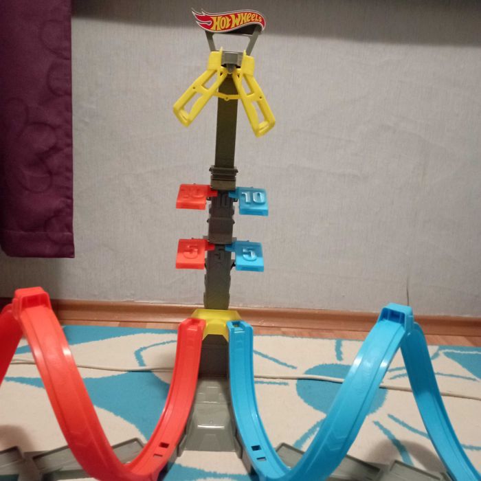 Писта Hot Wheels Looping