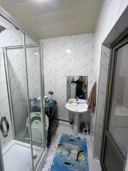 Uoy sotiladi 2x 2-etaj Qoraqamish 2/1 Alo toyhona yonda.