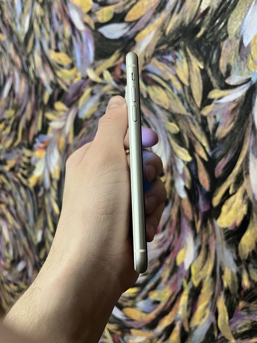 Iphone 11 128gb 74акб без ремонта