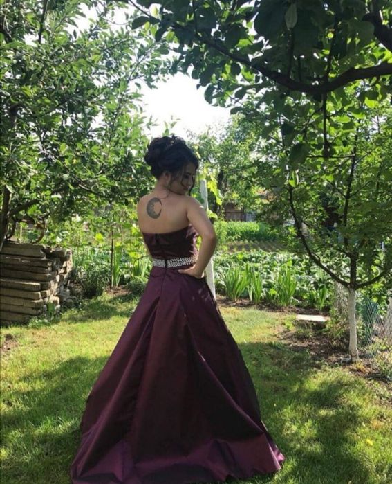 Официална бална рокля с хамелеонов ефект от Турски дизайнер